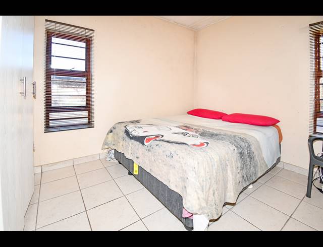 2 BEDROOM APARTMENT FOR SALE IN NORTH RIDING AH